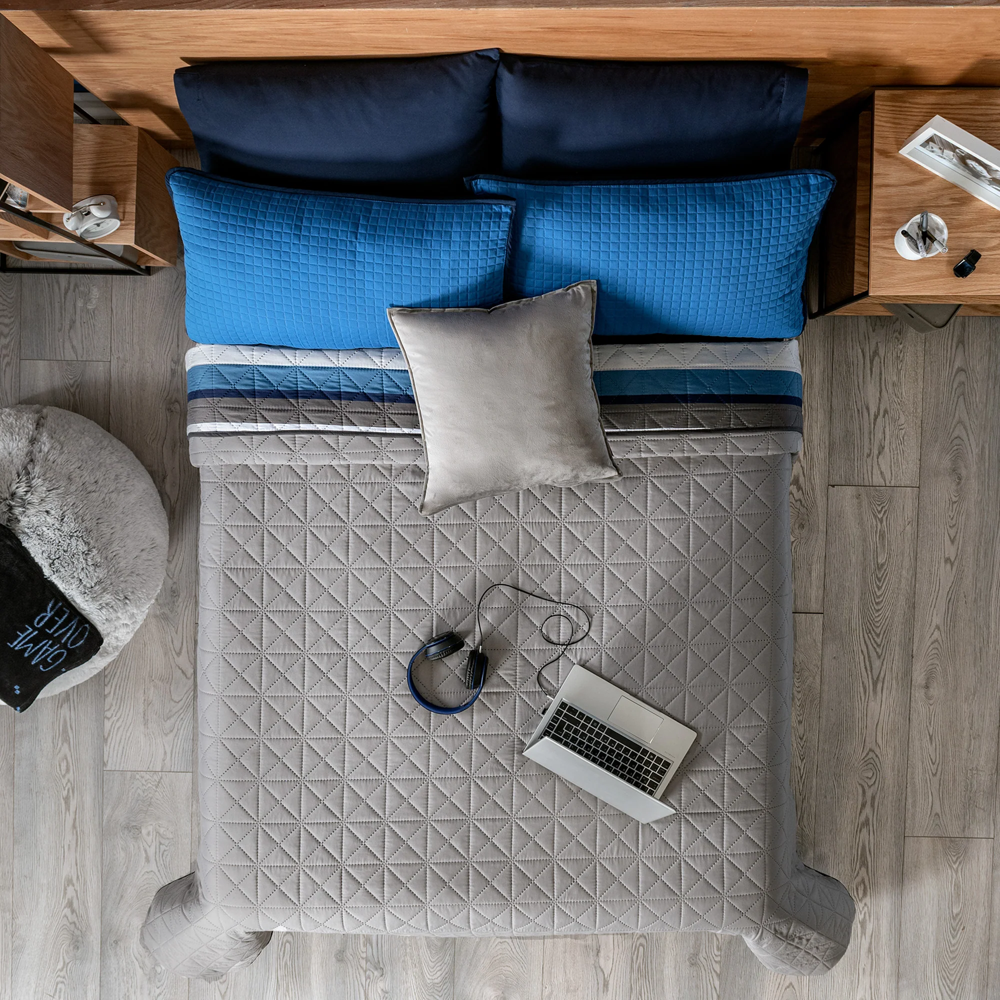 Boston Novo Comforter