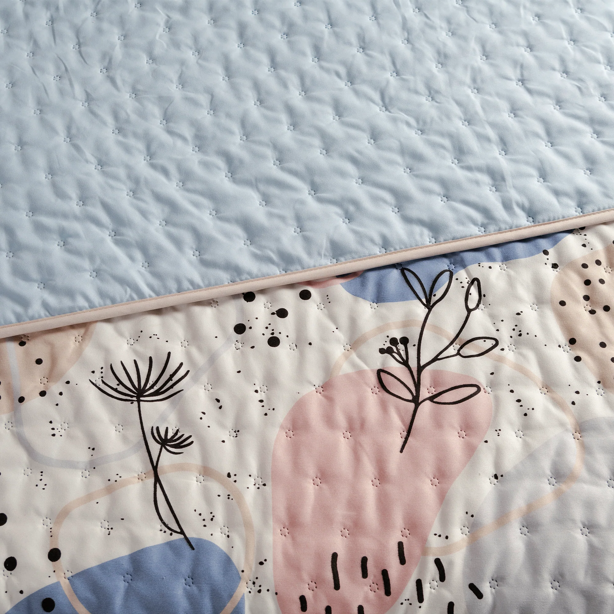 Malaga Novo Comforter