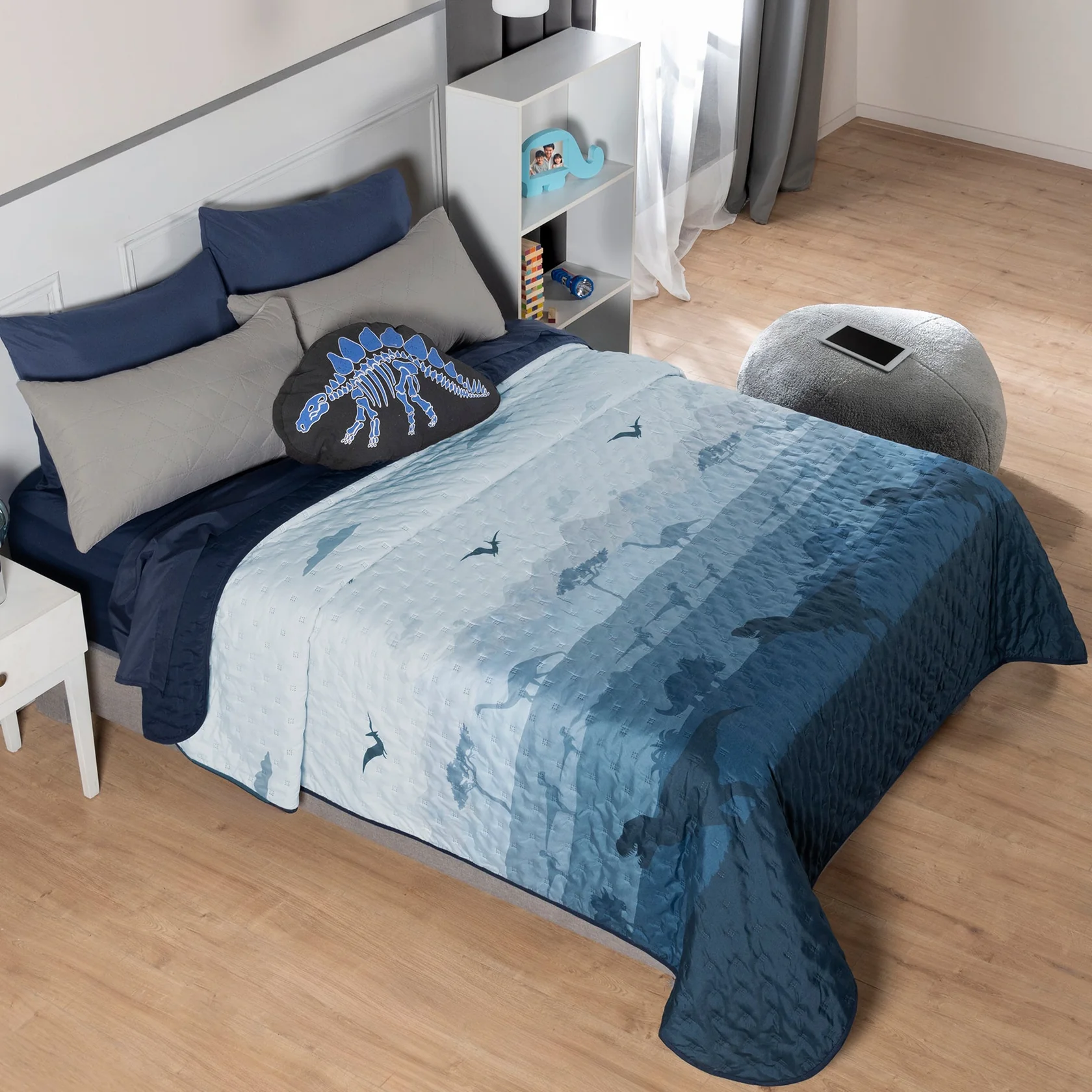 Jurassic Novo Comforter