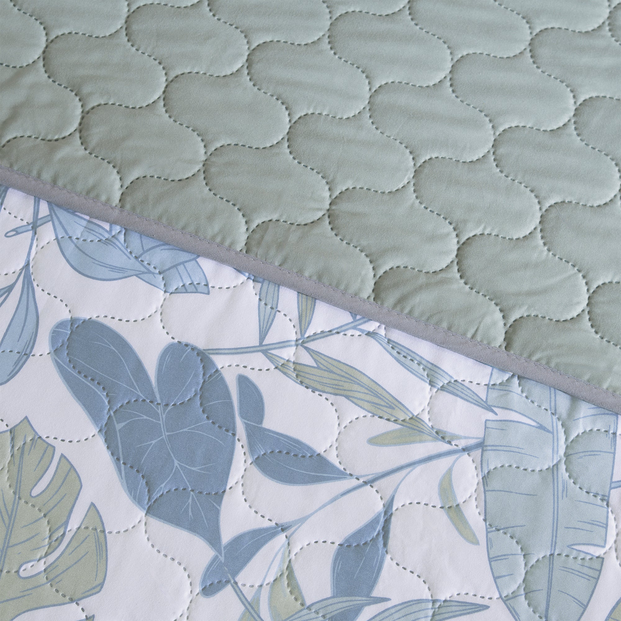 Riviera Bedspread