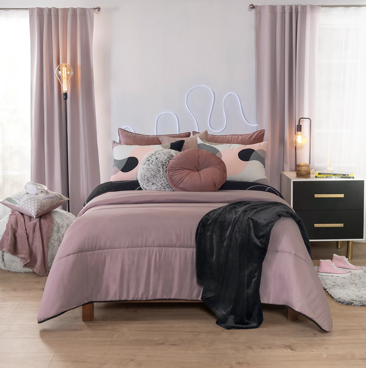 Bliss Comforter Set