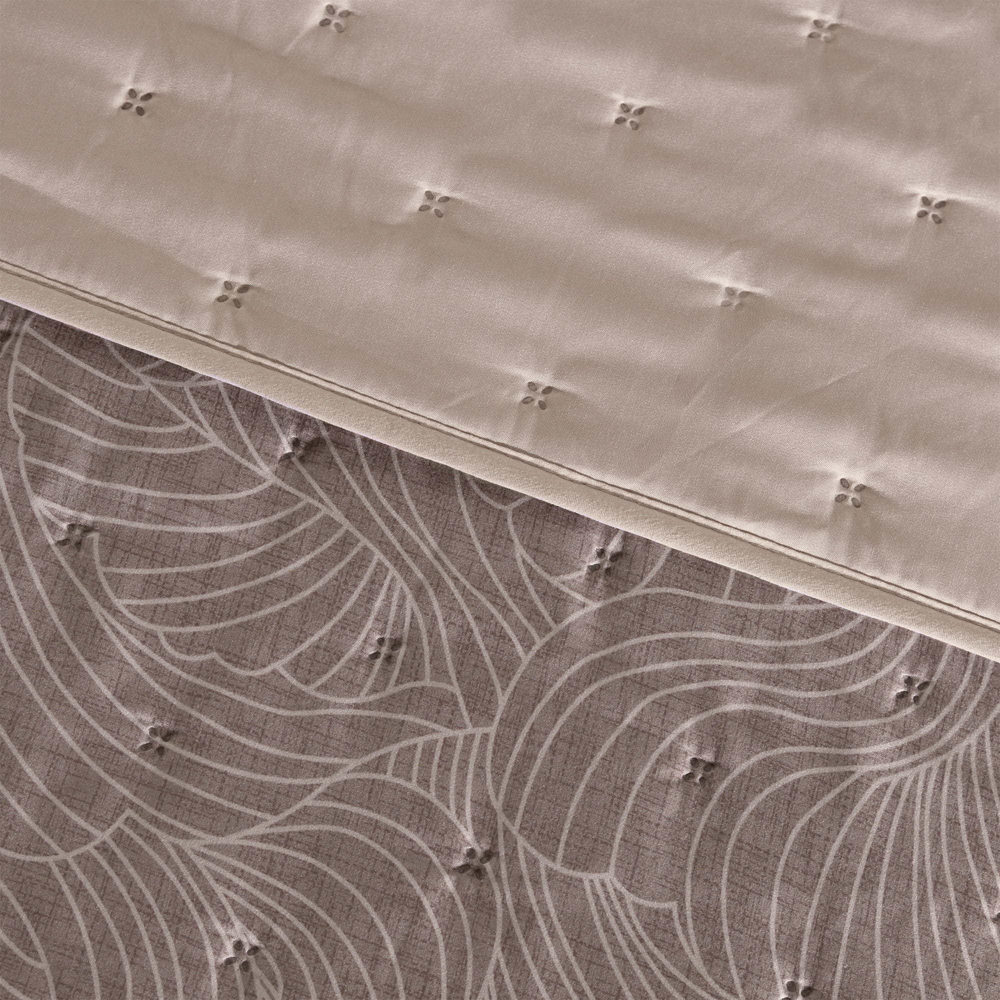 Roma Novo Comforter