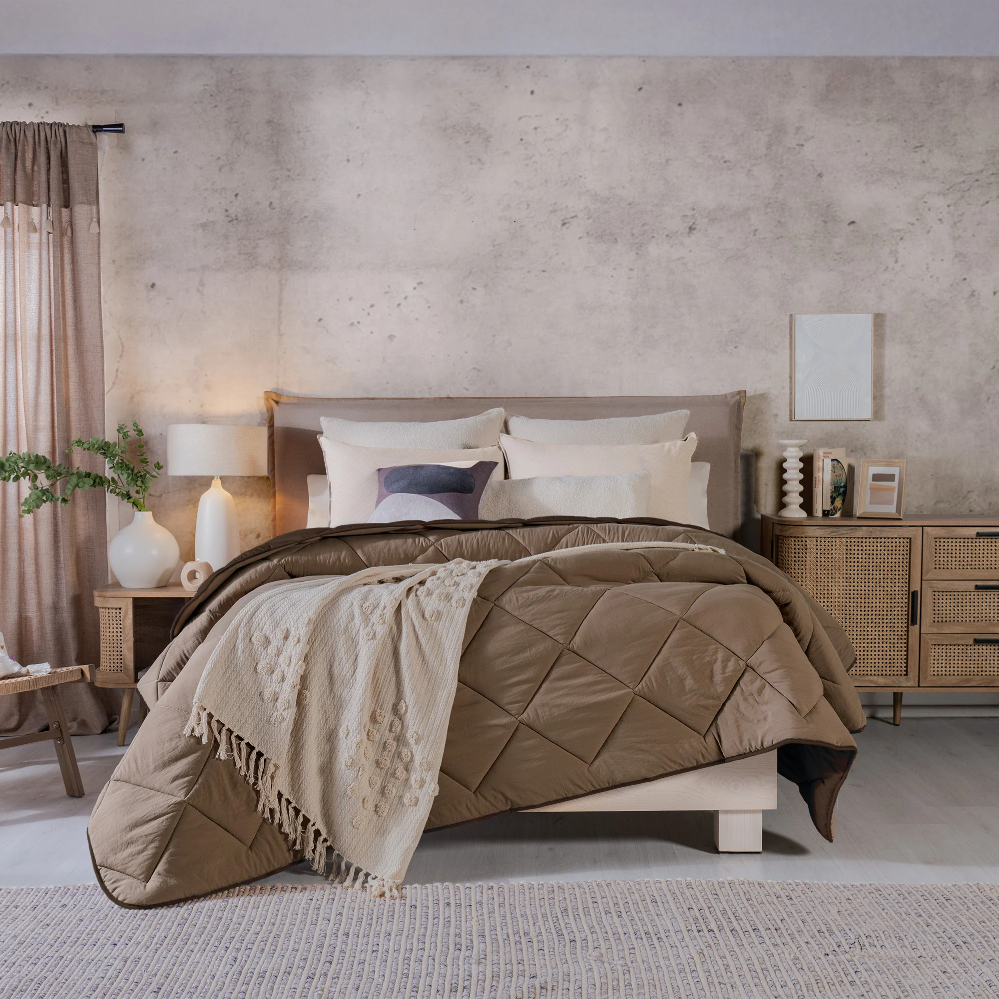 Izamal Comforter Set