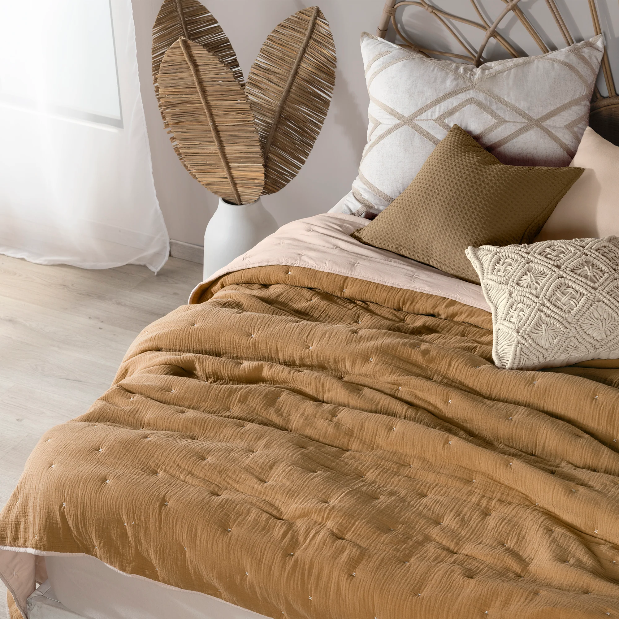Camel Voga Comforter
