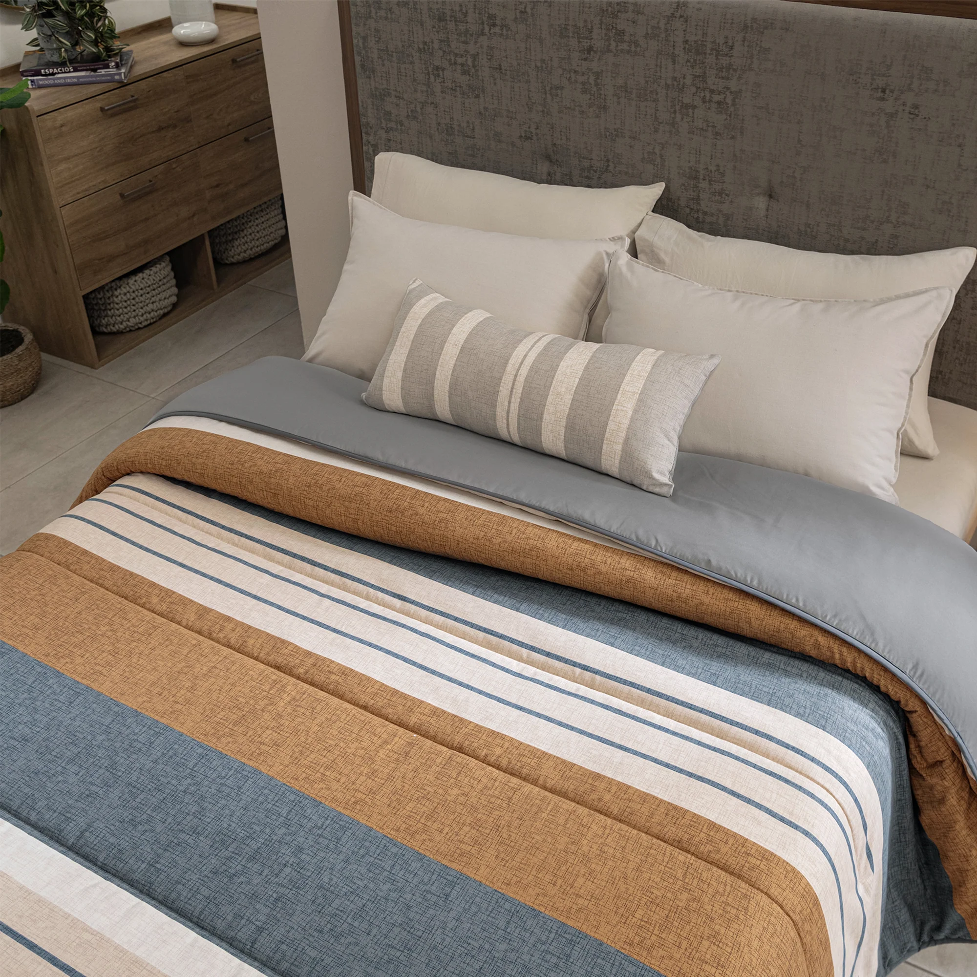 Talpa Comforter Set
