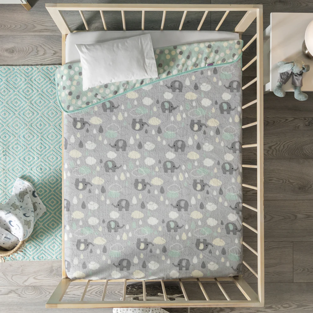 Nordic Baby Coverlet Little Elephants
