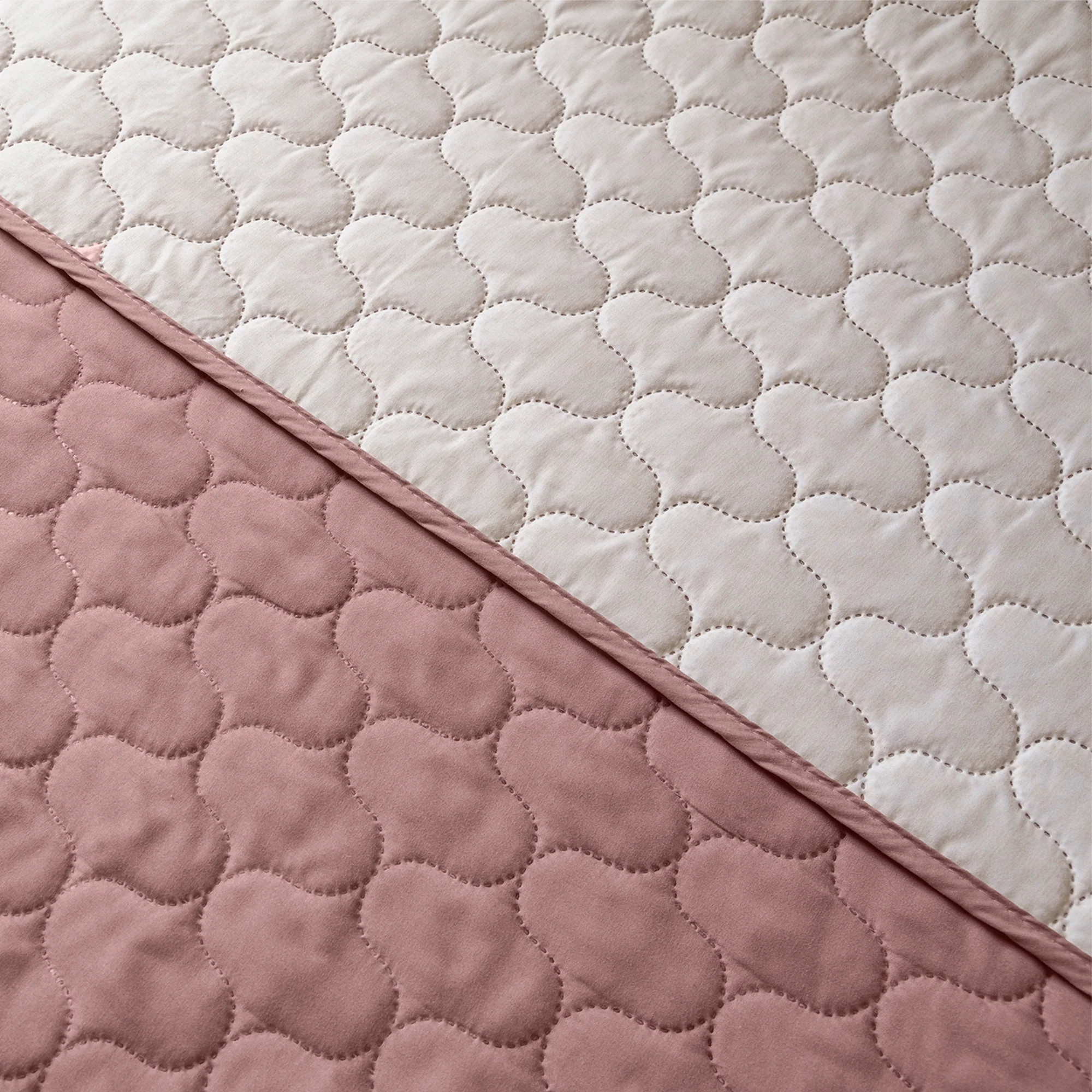 Azalea Bedspread