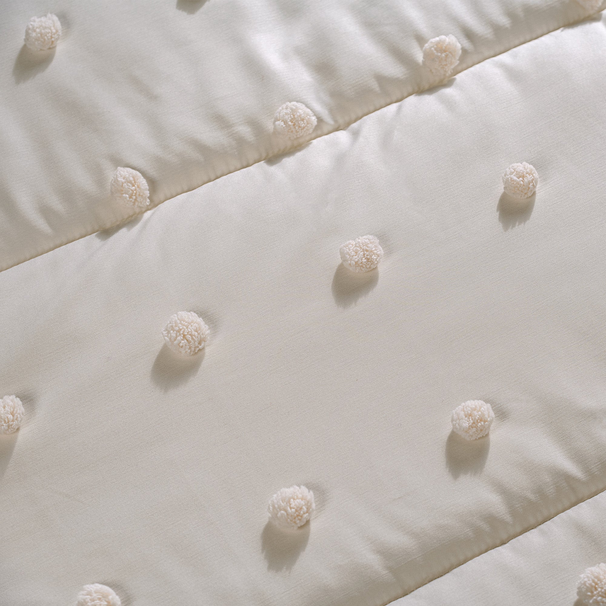 Ivory Comforter Set